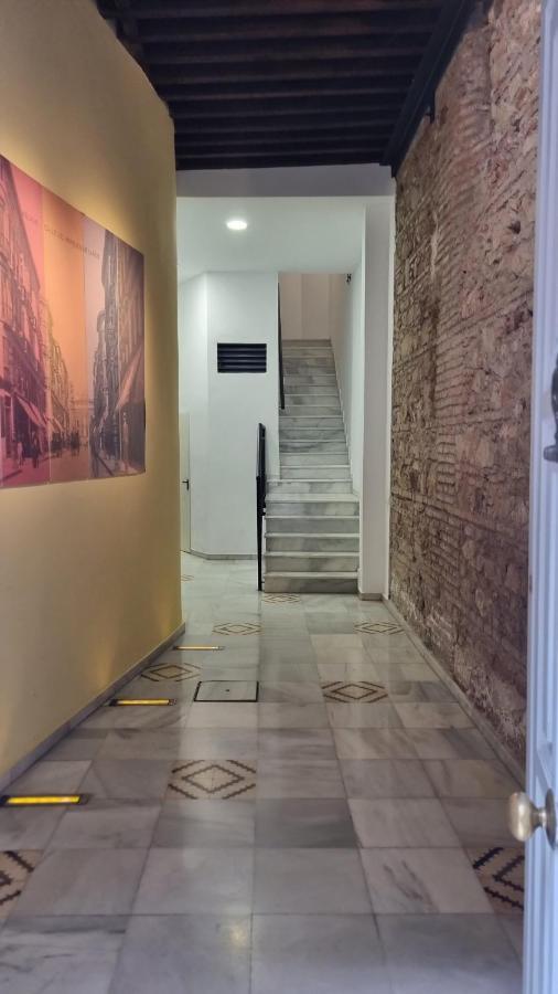 Puerta De Alhambra Apartman Málaga Kültér fotó